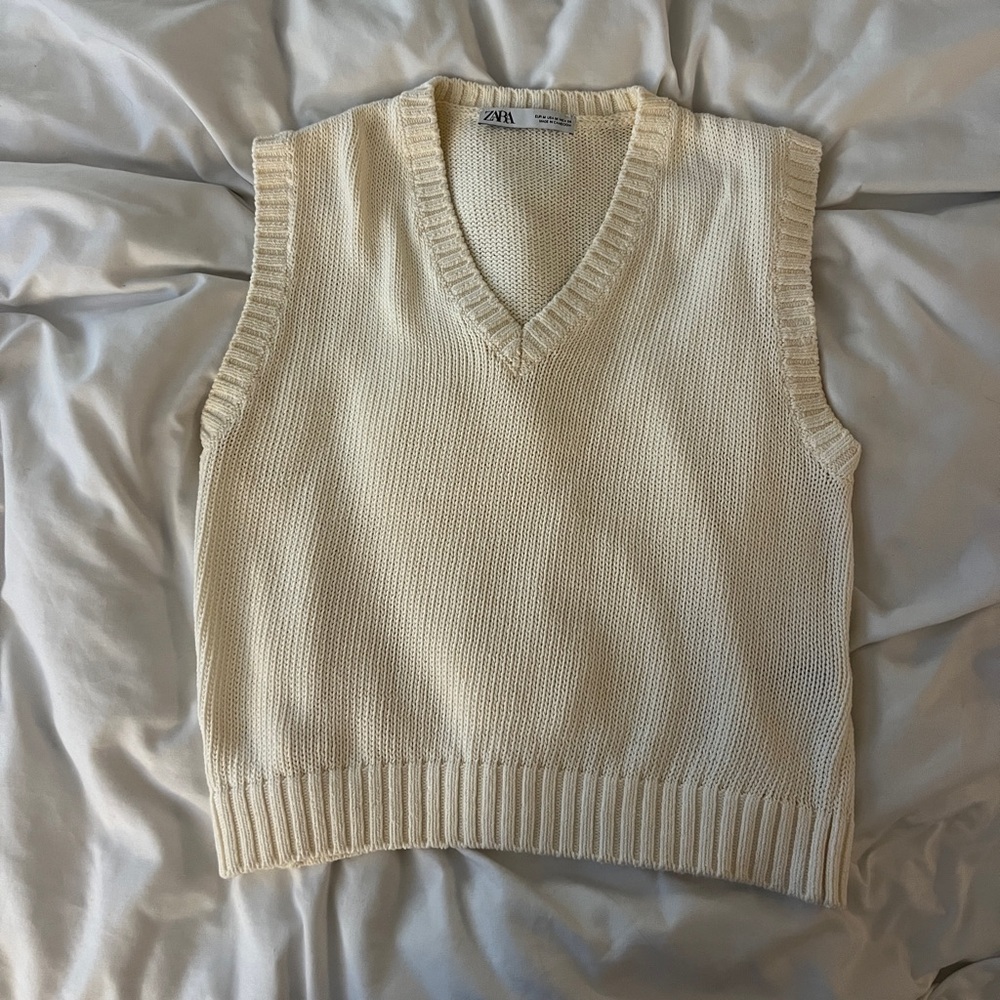 Cotton Blend Cream Knit Sweater Vest
